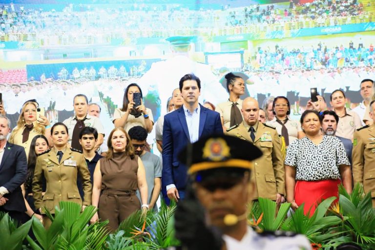 Daniel Vilela destaca papel dos colégios militares durante cerimônia de formatura do Ensino Médio