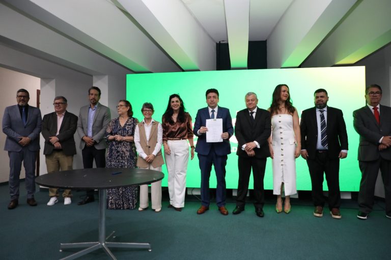 Jaime Ricardo Ferreira assume a presidência do Conselho Estadual de Educação de Goiás