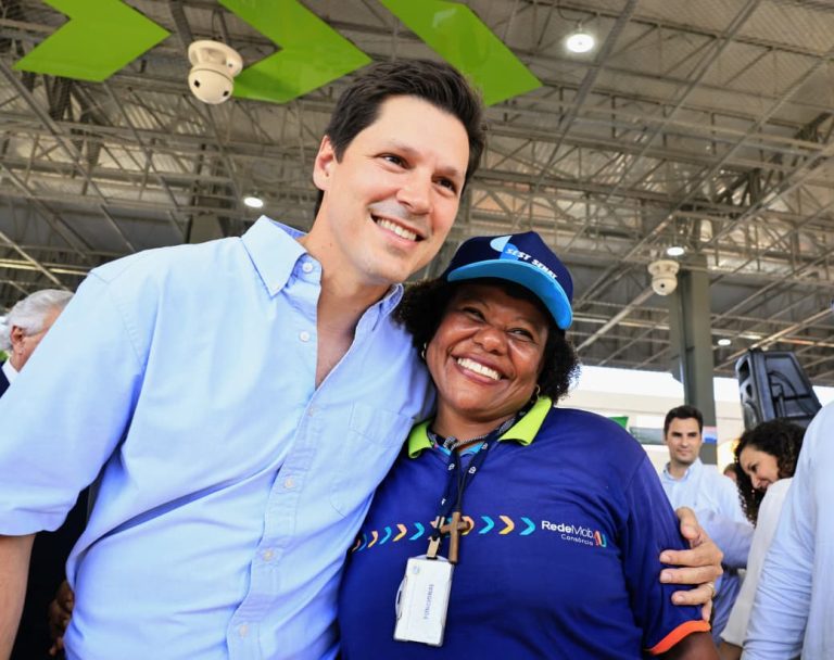 “Elevamos o padrão do transporte coletivo”, diz Daniel Vilela na inauguração do Terminal do Dergo