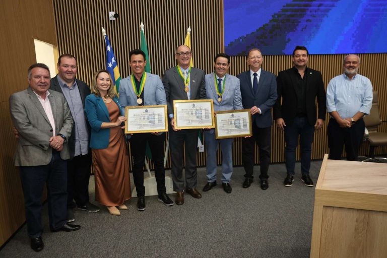Câmara celebra 70 anos do Sistema OCB com homenagens a cooperativistas